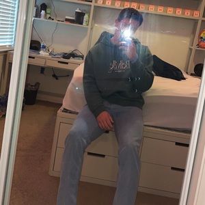 Meet your Posher, Grant